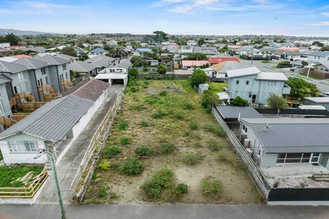 Photo of property in 243 Marine Parade, New Brighton, Christchurch, 8061
