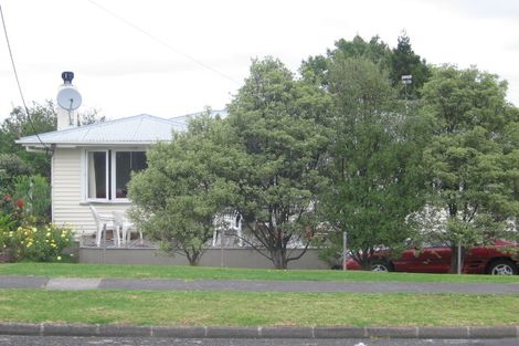 Photo of property in 18 Seaview Road, Glenfield, Auckland, 0629