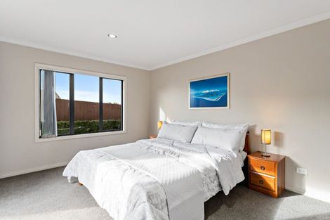 Photo of property in 157e Hobsonville Road, West Harbour, Auckland, 0618