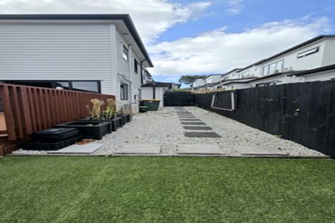 Photo of property in 6 Kohuora Lane, Papatoetoe, Auckland, 2025