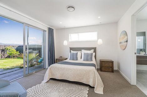 Photo of property in 7 Awatea Drive, Whitianga, 3510