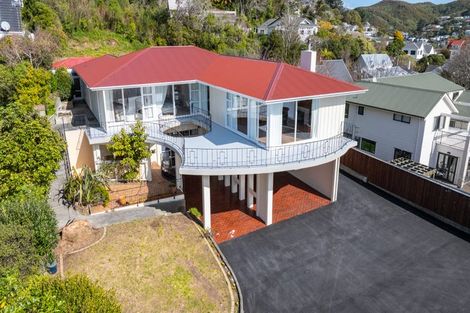 Photo of property in 387 Karori Road, Karori, Wellington, 6012
