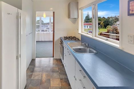 Photo of property in 46 Ayton Drive, Totara Vale, Auckland, 0629