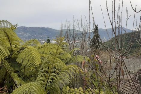 Photo of property in 6 Kerkwall Drive, Naenae, Lower Hutt, 5011