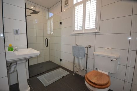 Photo of property in 6 Orangi Kaupapa Road, Northland, Wellington, 6012