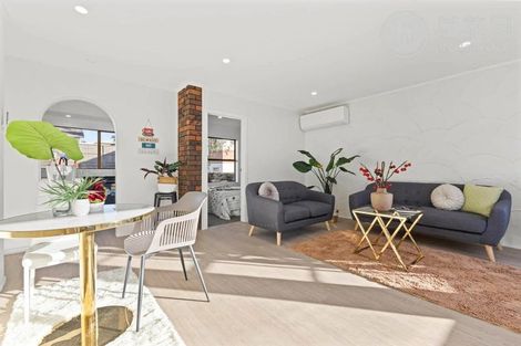 Photo of property in 2/258 Great South Road, Takanini, Auckland, 2112