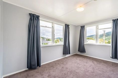 Photo of property in 40 Bell Street, Tawa, Wellington, 5028
