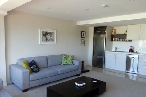 Photo of property in Nouvo Apartments, 4e/21 Rugby Street, Mount Cook, Wellington, 6021