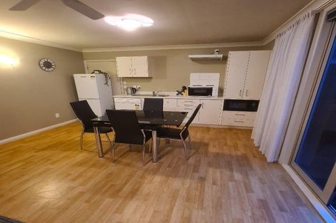 Photo of property in 3 The Esplanade, Huntington, Hamilton, 3210