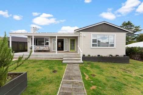 Photo of property in 3b Wheeler Place, Upper Vogeltown, New Plymouth, 4310