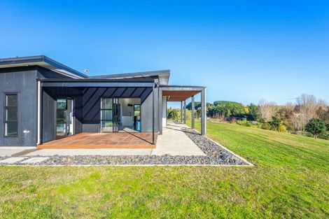 Photo of property in 9 Kristin Place, Manakau, Levin, 5573