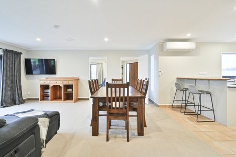 Photo of property in 285 Te Mata Mangateretere Road, Havelock North, 4180