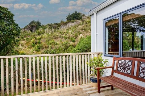 Photo of property in 51a Omapere Street, Whitby, Porirua, 5024