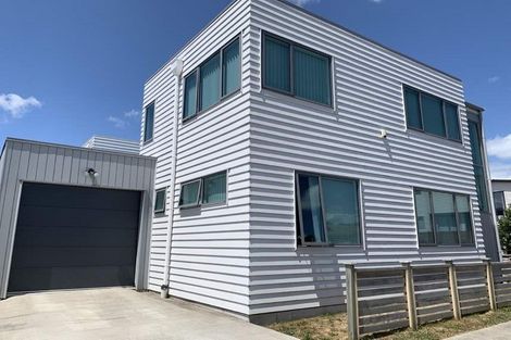 Photo of property in 20 Lockheed Street, Hobsonville, Auckland, 0618