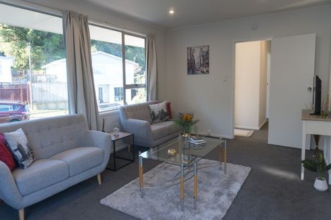 Photo of property in 5 Findhorn Place, Papakowhai, Porirua, 5024