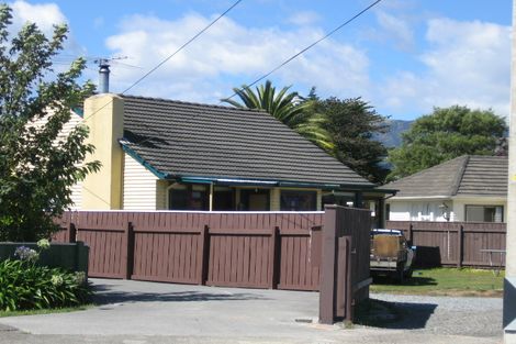 Photo of property in 31f2- Thackeray Street, Trentham, Upper Hutt, 5018
