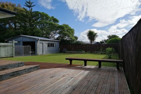 Photo of property in 8 Colonial Place, Kelvin Grove, Palmerston North, 4414