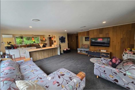Photo of property in 73 Valley Road, Paraparaumu, 5032