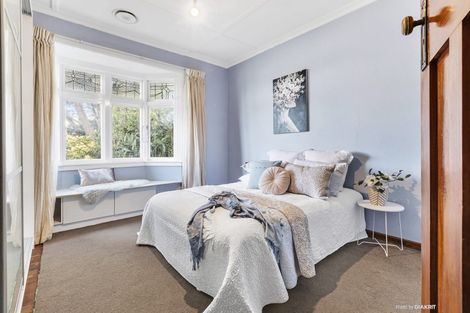 Photo of property in 7 Knoll Street, Island Bay, Wellington, 6023