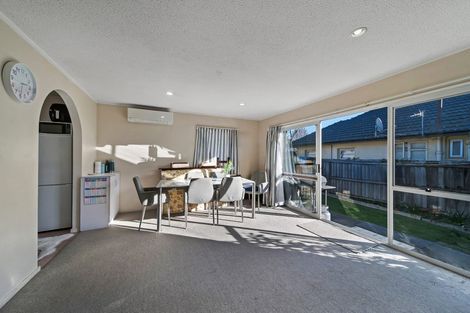 Photo of property in 158 Yaldhurst Road, Sockburn, Christchurch, 8042