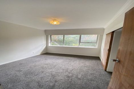 Photo of property in 33a Forrest Hill Road, Milford, Auckland, 0620