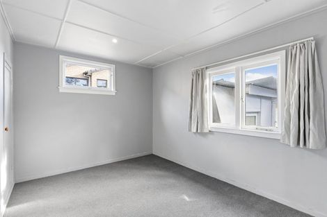 Photo of property in 692 Beach Road, Browns Bay, Auckland, 0630