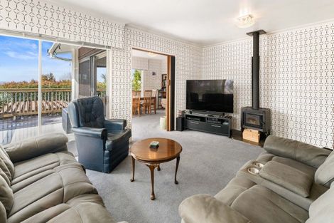 Photo of property in 4 Anzac Road, Pukekohe, 2120