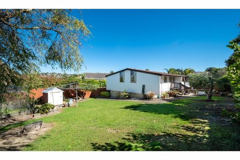 Photo of property in 60 Glenbervie Crescent, Massey, Auckland, 0614