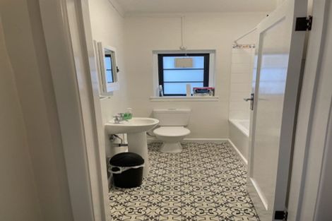 Photo of property in Westhaven Apartments, 127u1 Molesworth Street, Thorndon, Wellington, 6011