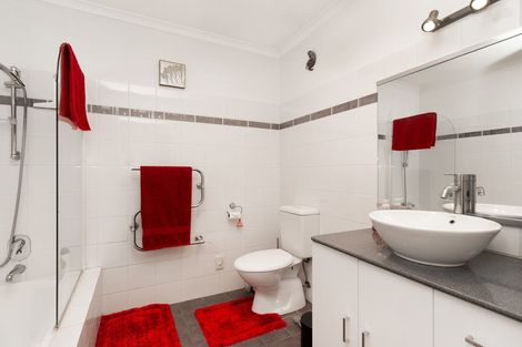 Photo of property in 285unit Vaughan Road, Owhata, Rotorua, 3010