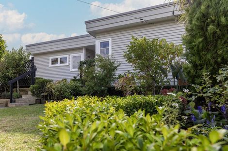 Photo of property in 5 Eatwell Avenue, Paraparaumu Beach, Paraparaumu, 5032