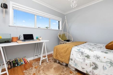 Photo of property in 242 Ngatai Road, Otumoetai, Tauranga, 3110