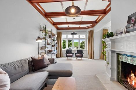 Photo of property in 533 Devon Street West, Blagdon, New Plymouth, 4310