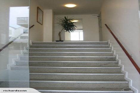 Photo of property in 25u1 Home Street, Mount Victoria, Wellington, 6011