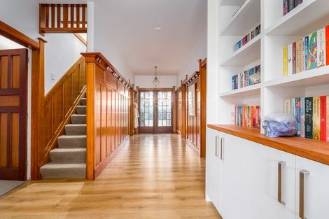 Photo of property in 86 Saint Martins Road, Saint Martins, Christchurch, 8022
