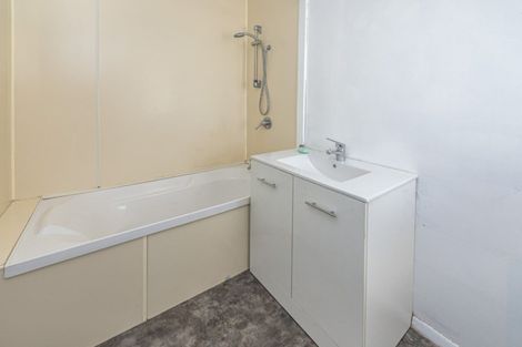 Photo of property in 50 Manuka Street, Castlecliff, Whanganui, 4501