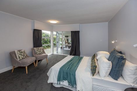 Photo of property in 21 Rewarewa Crescent, Waikanae, 5036