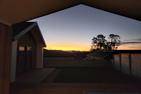 Photo of property in 18 Augusta Rise, Omokoroa, 3114