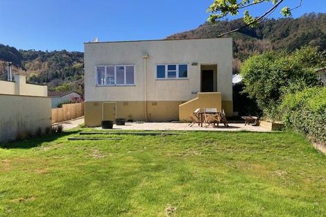 Photo of property in 132 Waimea Road, Nelson South, Nelson, 7010
