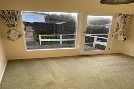 Photo of property in 12 Cranwell Street, Churton Park, Wellington, 6037