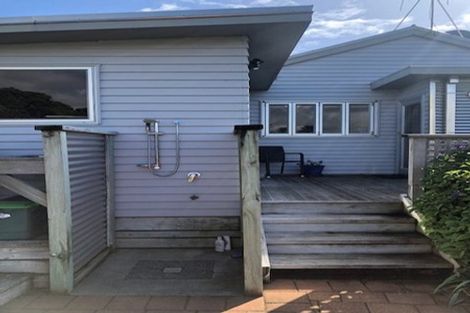 Photo of property in 21 Arden Place, Oakura, 4314