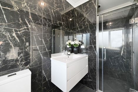 Photo of property in 27 Teatree Close, Huntington, Hamilton, 3210