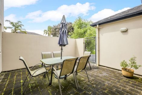 Photo of property in 18 Greenbrooke Drive, Flat Bush, Auckland, 2016