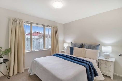 Photo of property in 1/117 Yaldhurst Road, Sockburn, Christchurch, 8042