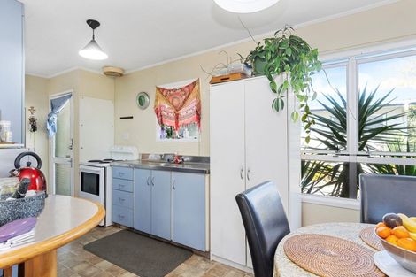Photo of property in 1/1216 Papamoa Beach Road, Papamoa Beach, Papamoa, 3118