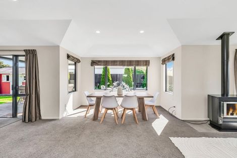 Photo of property in 35 Beechwood Drive, Northwood, Christchurch, 8051