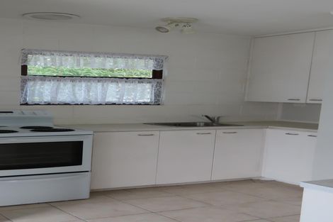 Photo of property in 46 Larne Avenue, Pakuranga Heights, Auckland, 2010