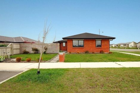 Photo of property in 73 Barnes Street, Pegasus, 7612