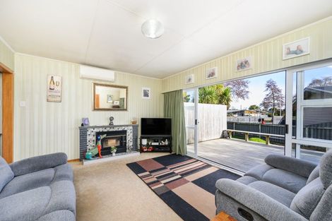 Photo of property in 33 Apollo Parade, Milson, Palmerston North, 4414