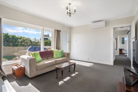 Photo of property in 34 Windsor Road, Bellevue, Tauranga, 3110
